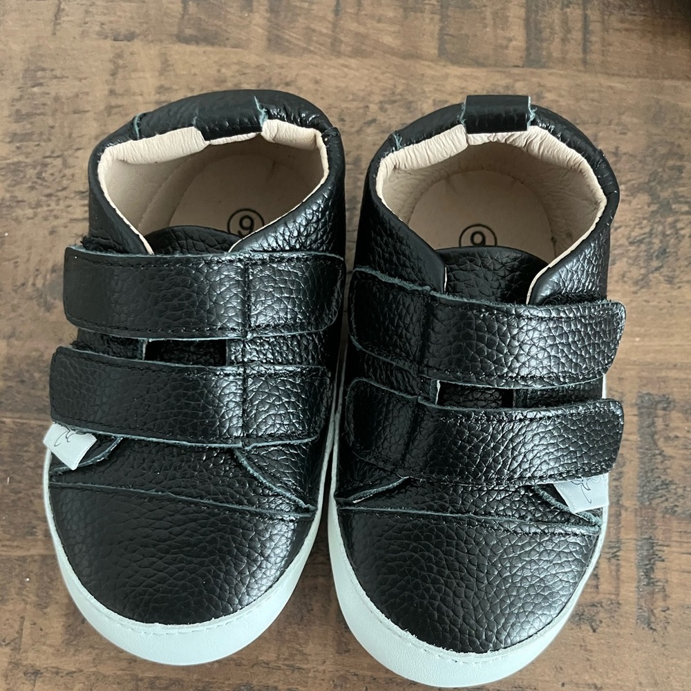 Little love bug shoes